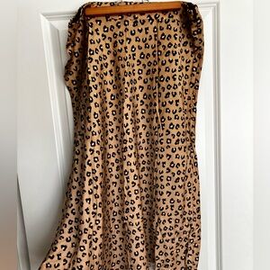 Sezane’s Beige, Black, and White Sandy Skirt Leopard - Size 12, Slip Skirt